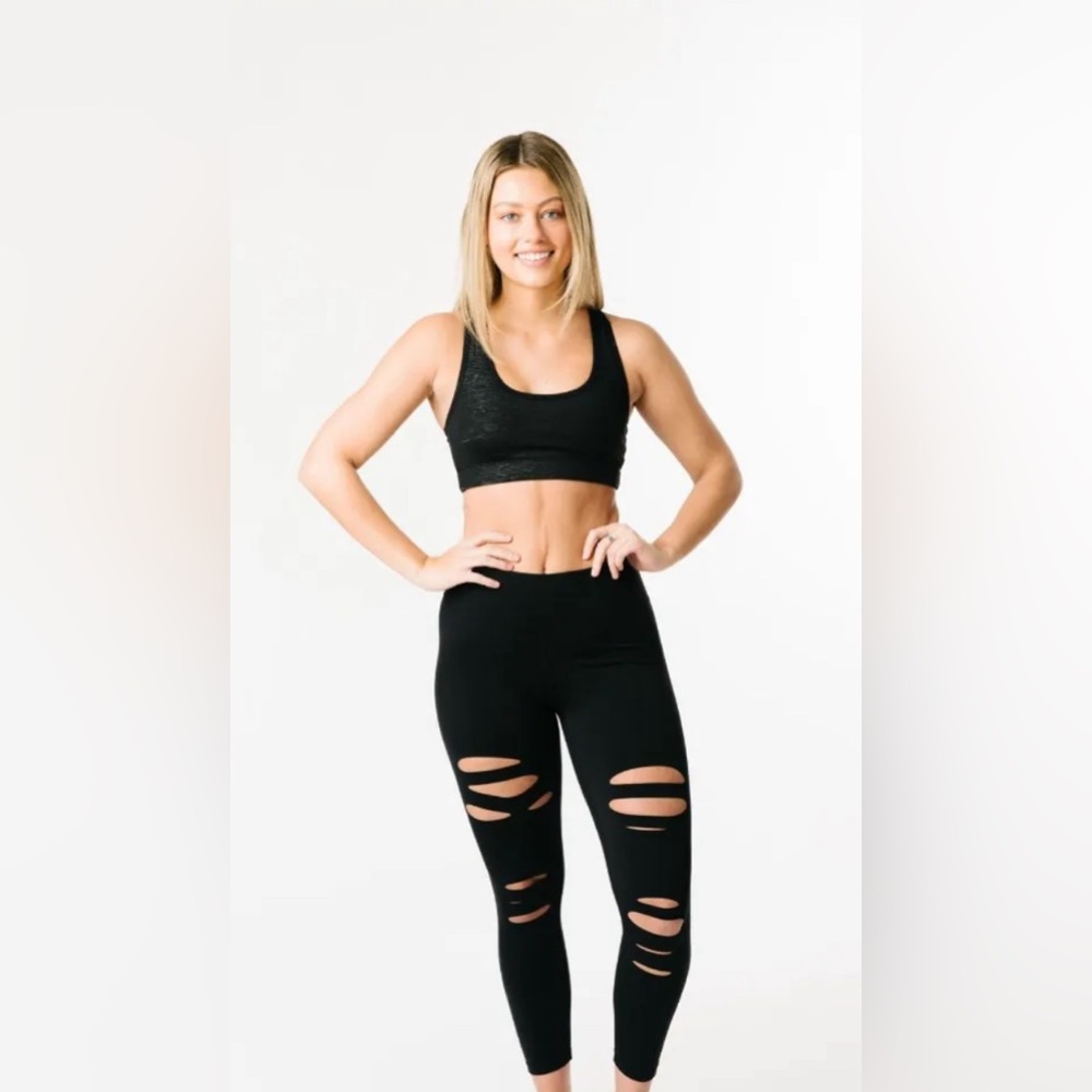 Zyia Black Slash Luxe Hi-rise 7/8 24" NWT size 6-8